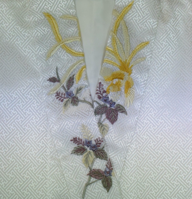 衿刺繍入り　合わせ仕立仏衣